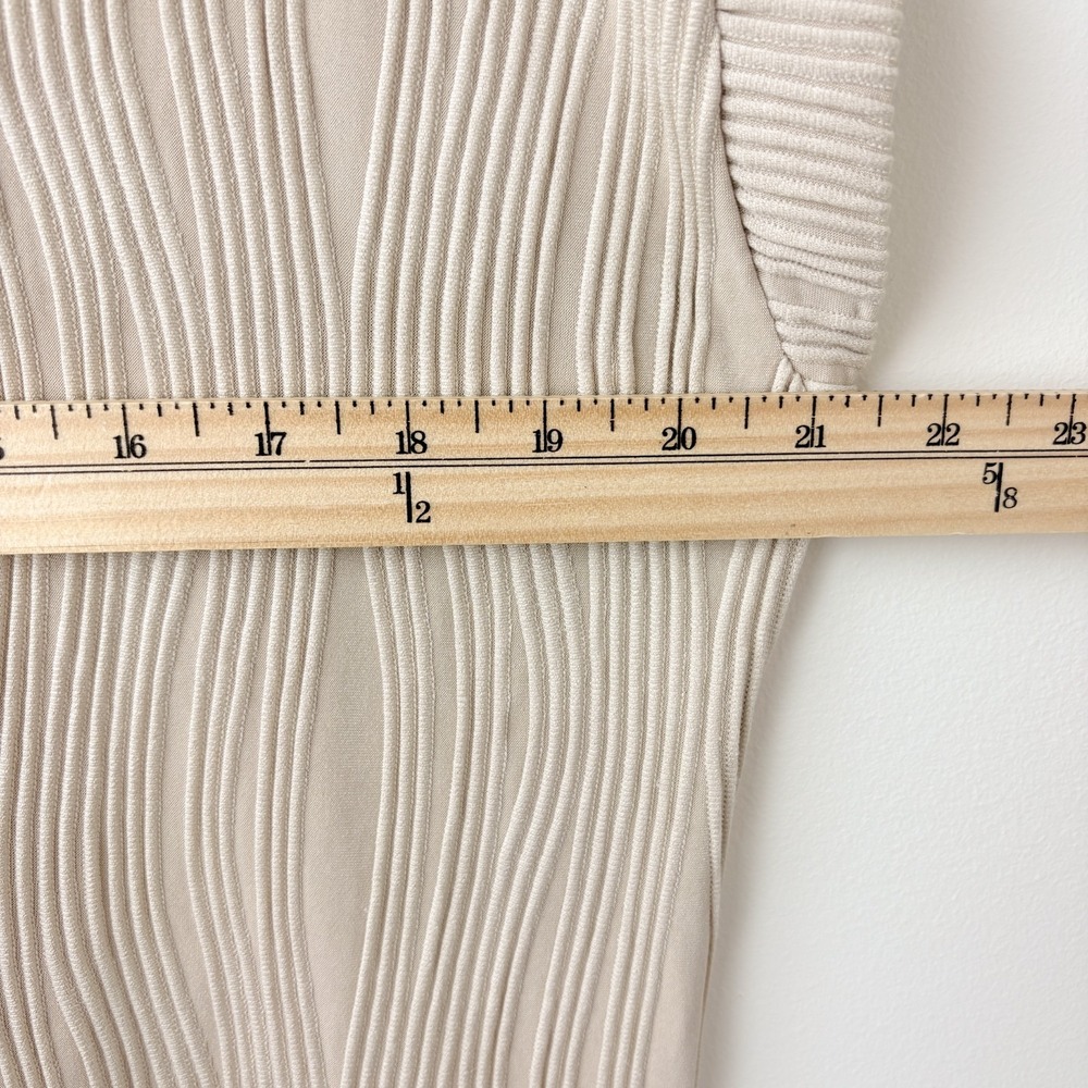 Lillusroy Top Womens Large Beige Cap Sleeve Minimalist Neutral Chic Capsule Soft - Picture 6 of 8